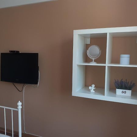 Apartman Jovana Sremska Mitrovica Zewnętrze zdjęcie